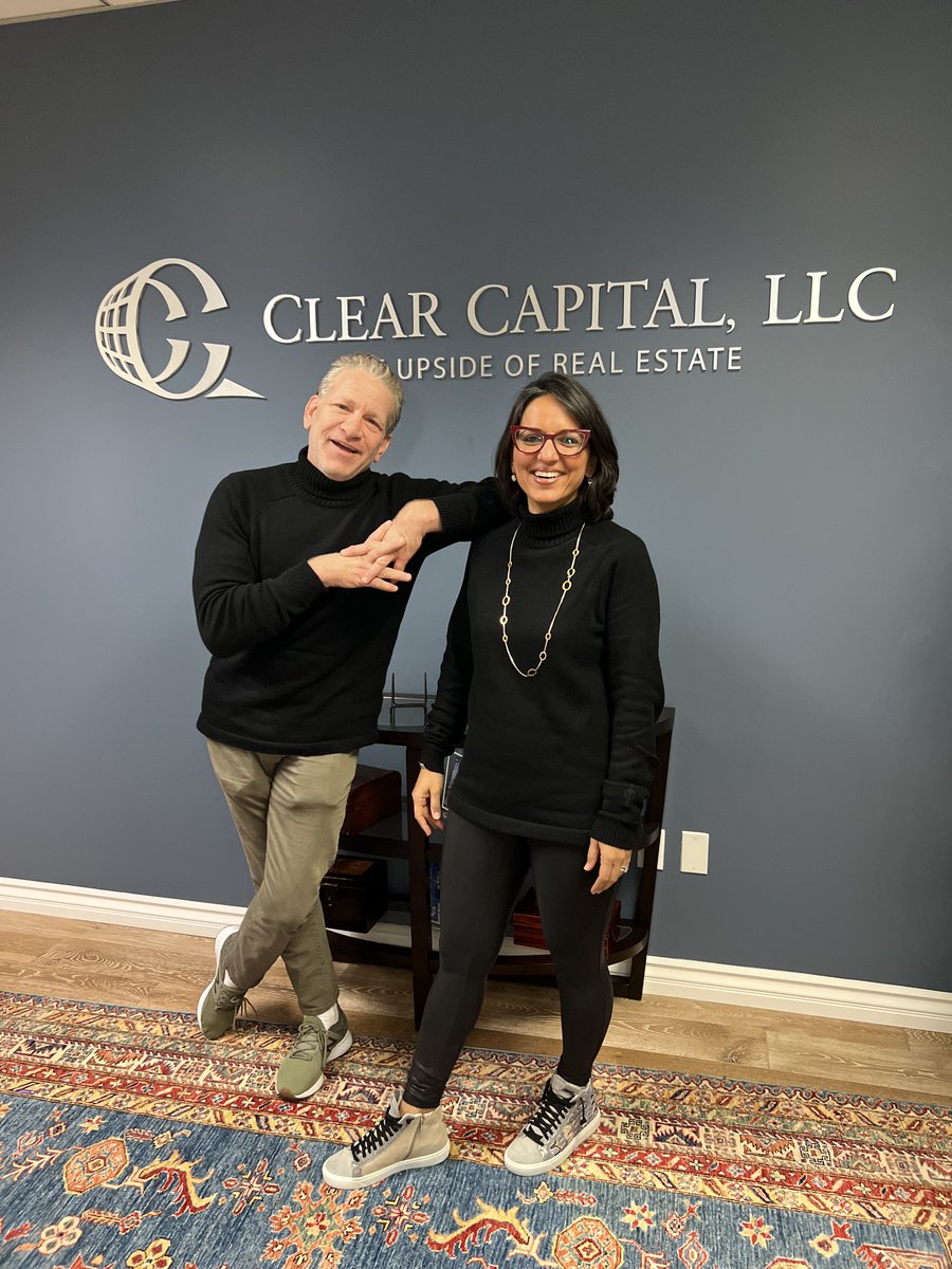 ClearCapitalLLC's tweet photo. Who wore it better, Eric Sussman or Tania Mirchandani?
#clearcapllc #matching #OOTD #realestate #sweaterweather https://t.co/OhDTYPFhj2