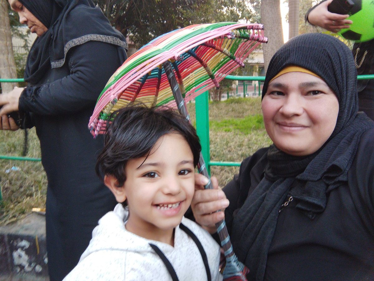 اد ايه ببقه فرحانه مع حفيدي ربنا يبارك في