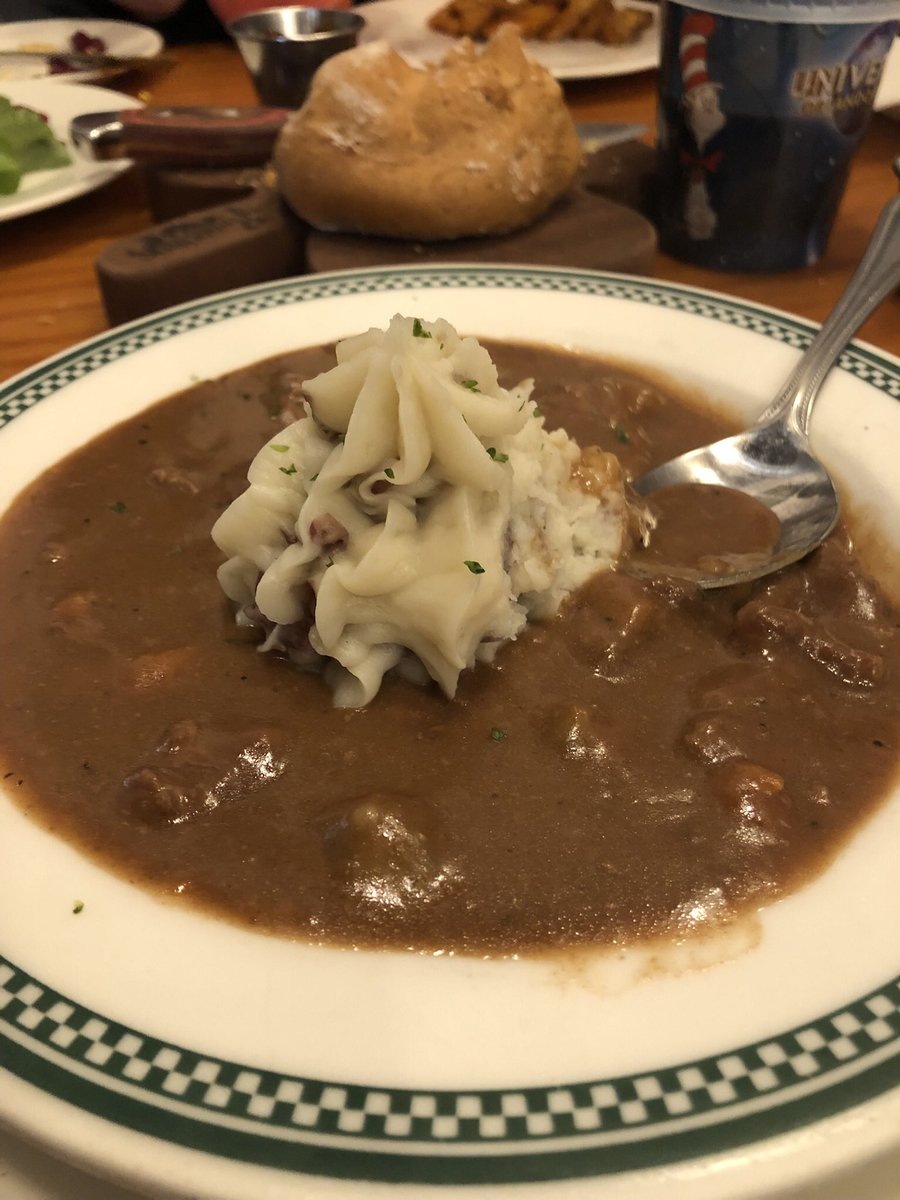 ajwebster826's tweet photo. @UniversalORL Beef stew at Finnegan’s last weekend when it was super cold out. Hit the spot, warmed the soul! https://t.co/rfe4Z75tHO