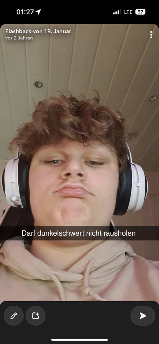 Janik 🩷 tweet media