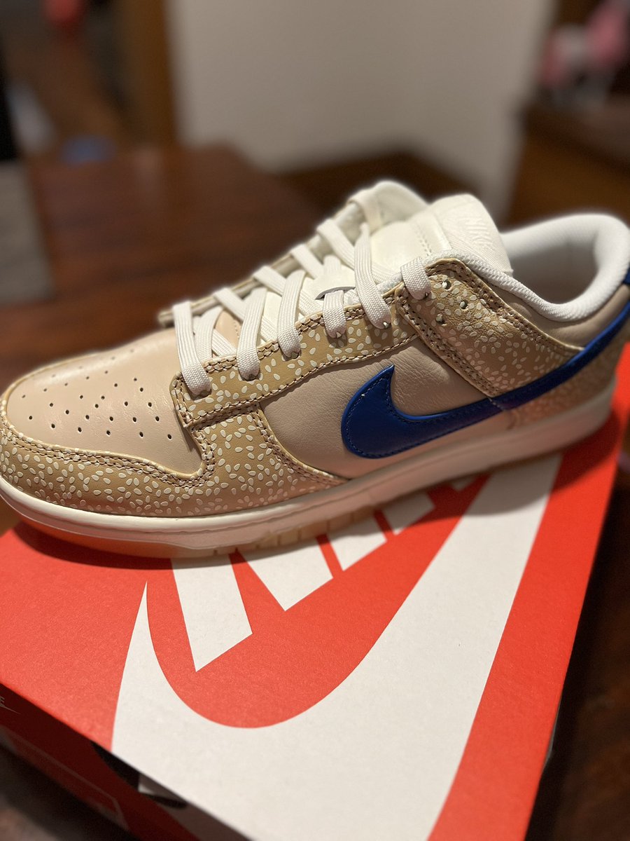 raegantrex's tweet image. These are soo funny the seeds are raised up. I figured they were printed. 
CG:@HouseCarts
Accounts and Proxies:@AstralSolution