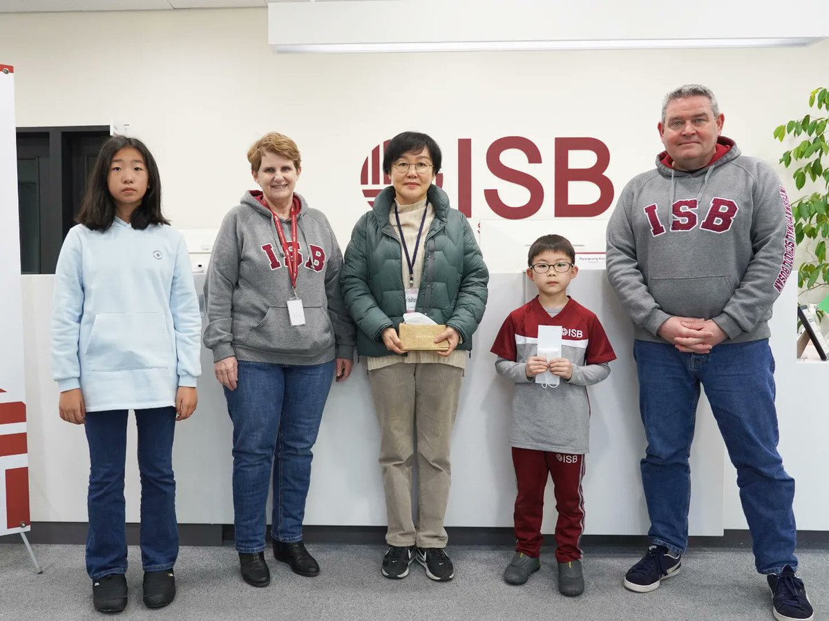 ISBLearning's tweet photo. Our #Seollal Isaac House fundraiser raised more than โฉ4.5mil ๐ We were able to give gift vouchers to each child at Isaac House as a #์ค๋ present from the students at ISB and donated food, toiletries & cleaning supplies. Thank you #ISB community! #ISBLearning #serviceasaction https://t.co/DYPgBaQ26j