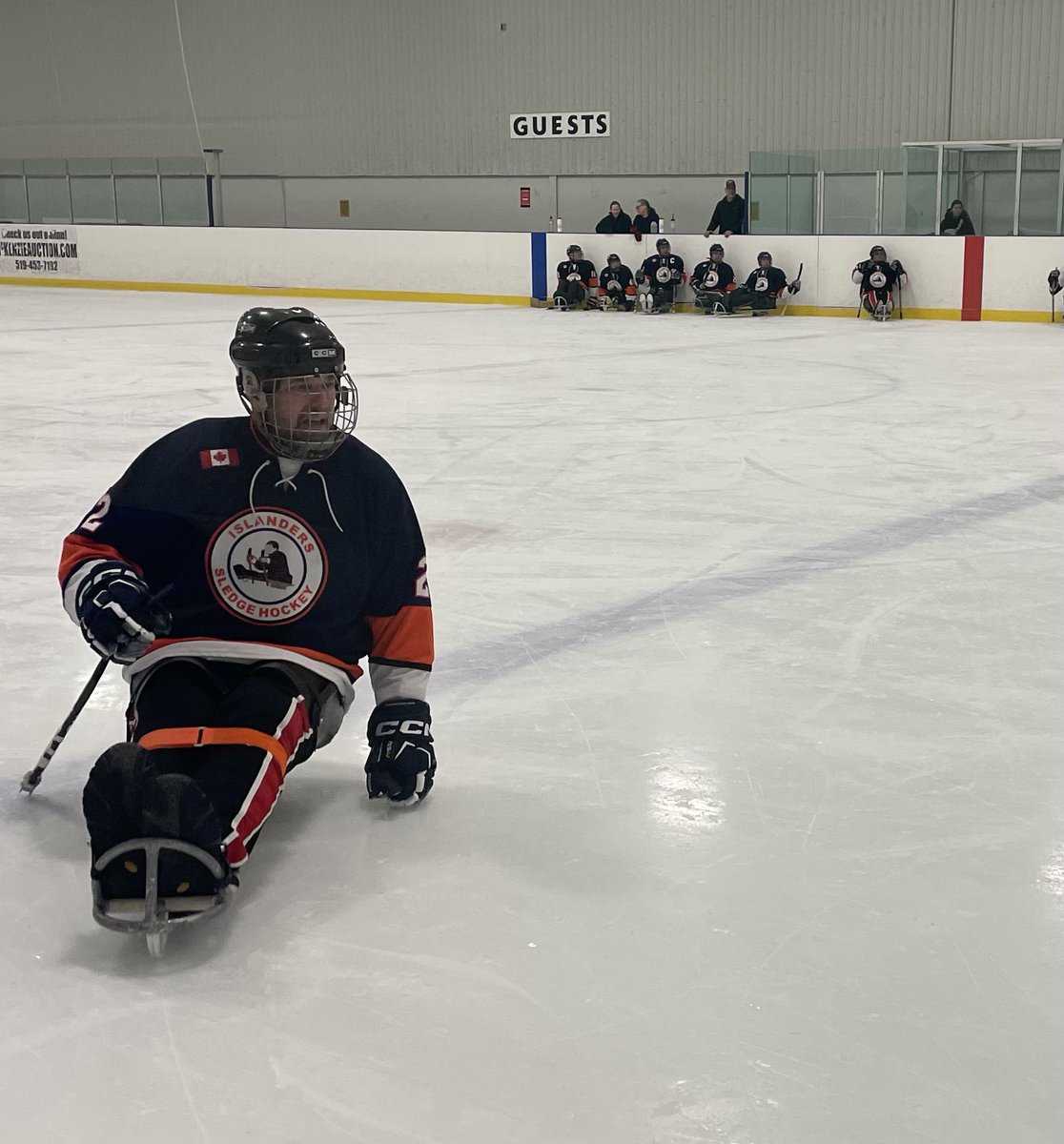 Yes we can ♿️💙 #LondonBlizzard #GoMarkham #SledgeHockey