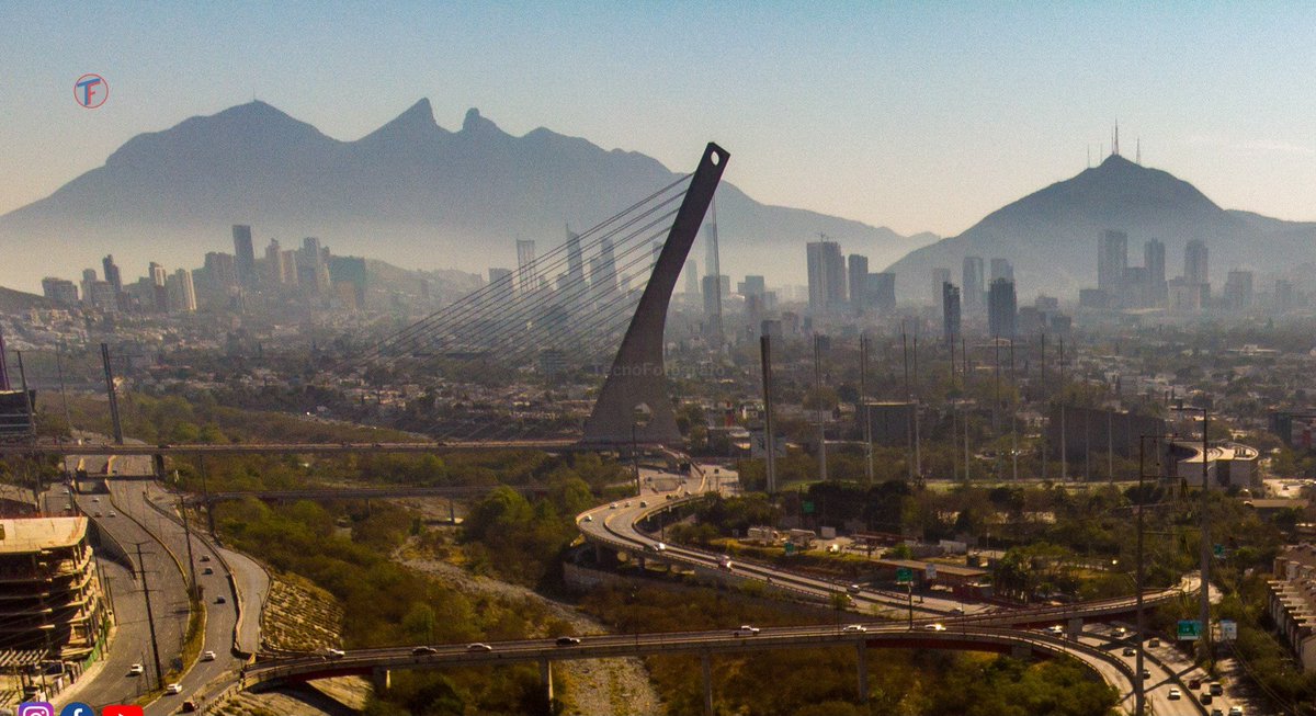 LoQuePasaEnNL's tweet photo. Que todo México se entere que esto respira nuevo león con lista de los ultimos gobernadores del estado !!!

-Natividad Gómez Paras
-Rodrigo Medina
-Jaime Rodríguez  
-Samuel Garcia https://t.co/BqwPhiR9XL