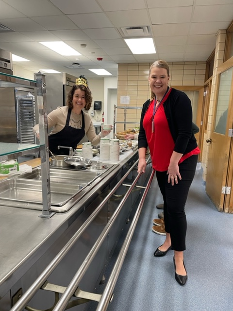 Our annual New Year's breakfast with staff was a HUGE hit. It was fun reconnecting with each other after winter break.  We would like to thank our amazing cooking staff for sharing their time and talents with us.  <a href="/Wilmette39/">Wilmette Public Schools</a> <a href="/ExploreCentral/">Central School Foxes</a>