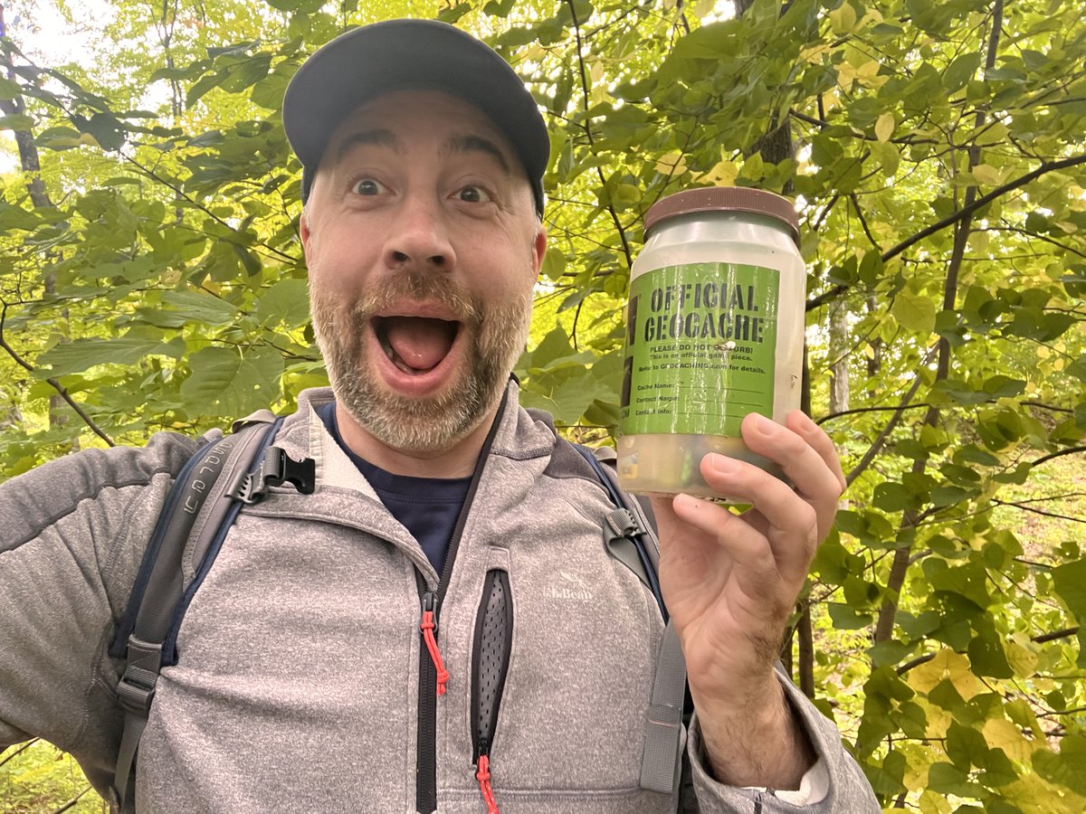Geocachetalk's tweet image. Who else is excited for Geocaching this weekend?

#geocaching #geocache #gogeocaching #geocachetalk #pizza #weekend #excited
