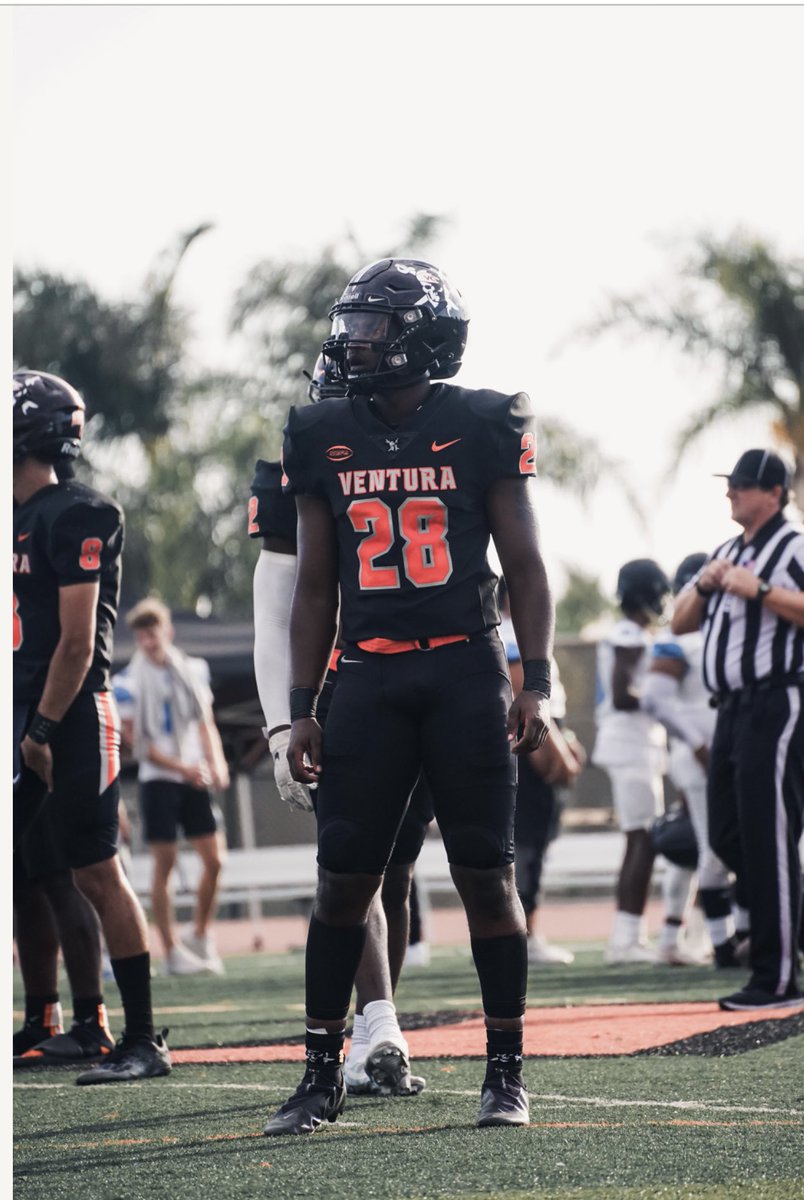 RobertMallet15's tweet photo. @CoachSaxe @TeddyLowery @nikolashall6 @kismith22 @KingCanada00 @AlphaMara4 @__KeShawnB @KatesStephen @MichaelYbarra34 https://t.co/0LEqaj18ON