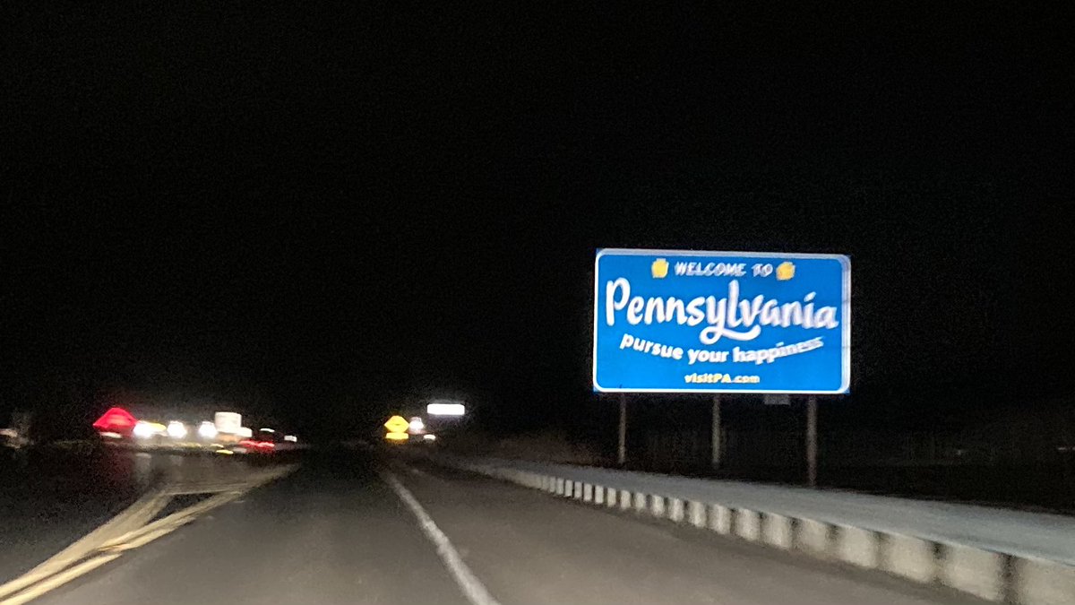 pluginsites's tweet photo. “pursue your happiness” #Pennsylvania #drivefree https://t.co/HV8N7ETU88