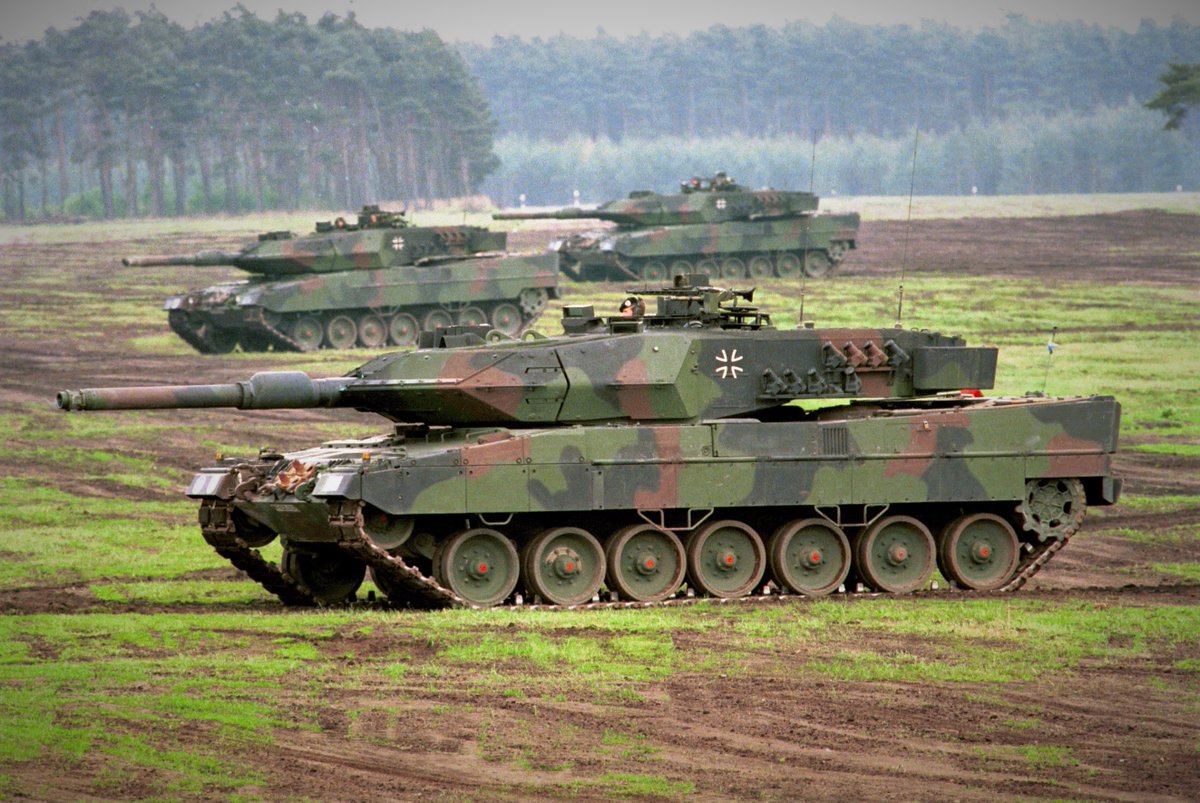 steven_pifer's tweet photo. Chancellor Scholz does not have to send #Ukraine #Germany's own #Leopards. He can authorize Poland, Finland, Netherlands and others to transfer their Leopards to Ukraine.

Scholz's reluctance means longer war, more tragedy for Ukraine and badly tarnished reputation for Berlin. https://t.co/krDZlnaWaL