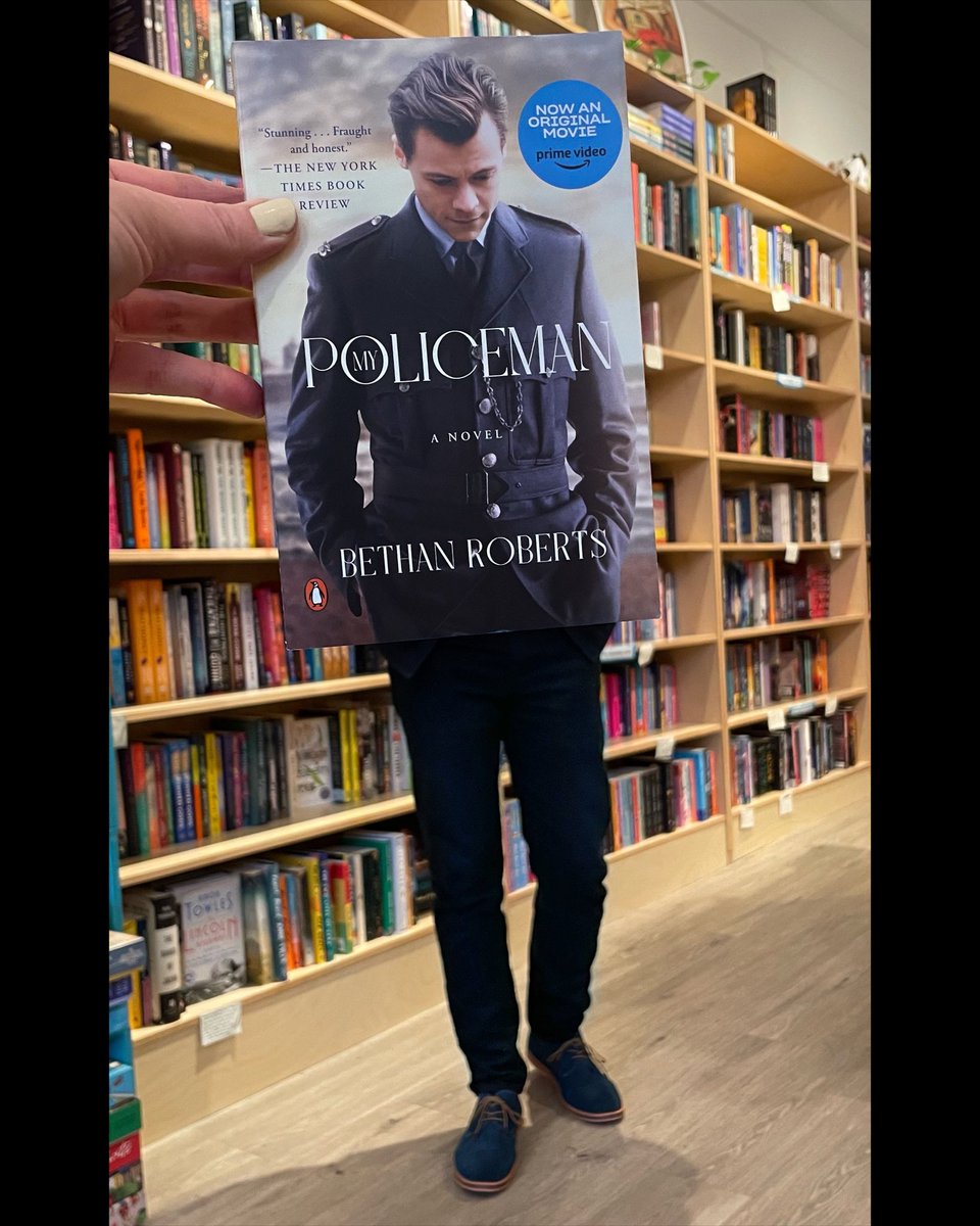 Notably, a Book Lover’s Emporium tweet media