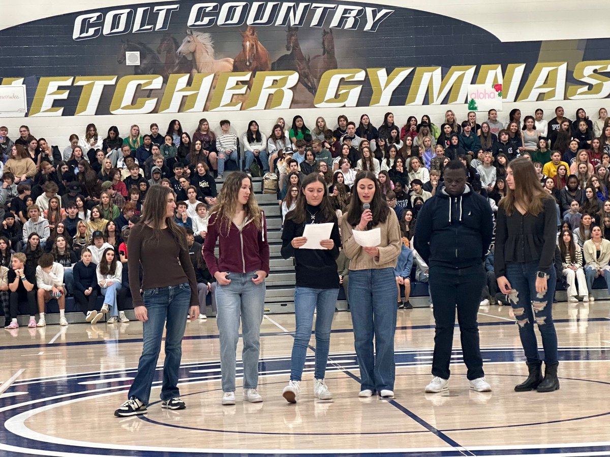 ChandlerUnified's tweet photo. It's Future Friday! @CasteelColts celebrated foreign exchange students, diversity clubs, and cultures with a COLTure Day Assembly. Great job setting an example of a Global Citizen from our Portrait of a Learner initiative! #WeAreChandlerUnified https://t.co/w7FIcYr6Sy https://t.co/FjDKSPASGs