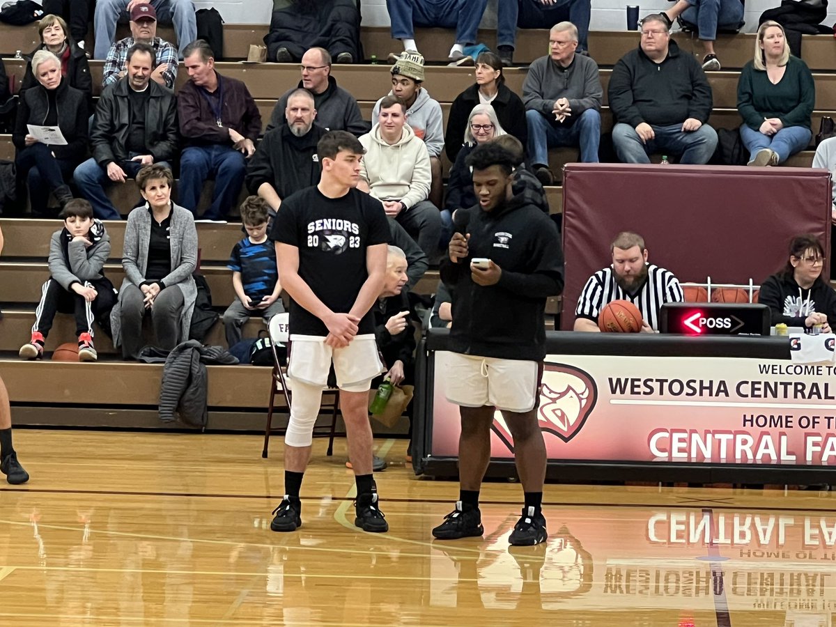 WestoshaFBall's tweet photo. Congratulations to our multi-sport senior athletes!!! Great introductions too…@WestoshaA @sippy_alex @wyattandersons  #LEGACY https://t.co/Zq2aPmZvTC