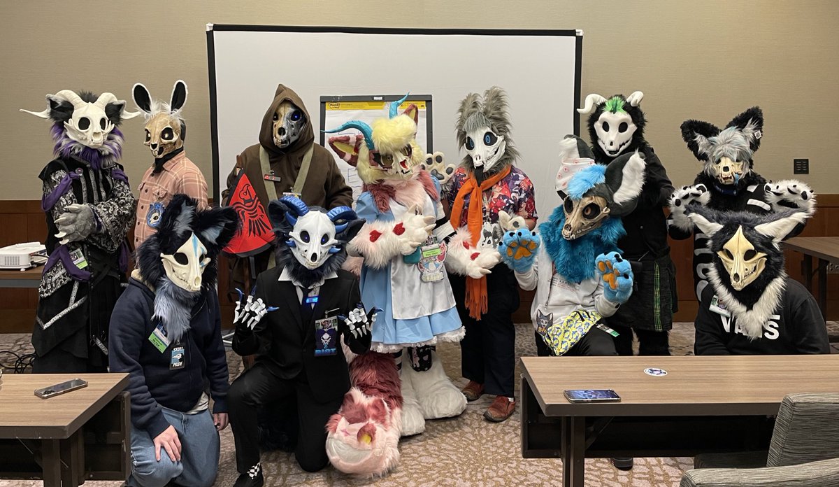 RunningRiot4798's tweet photo. Thank you to all the skullies that came out to the meetup today! 💀💙 https://t.co/DUsxZtoJyV