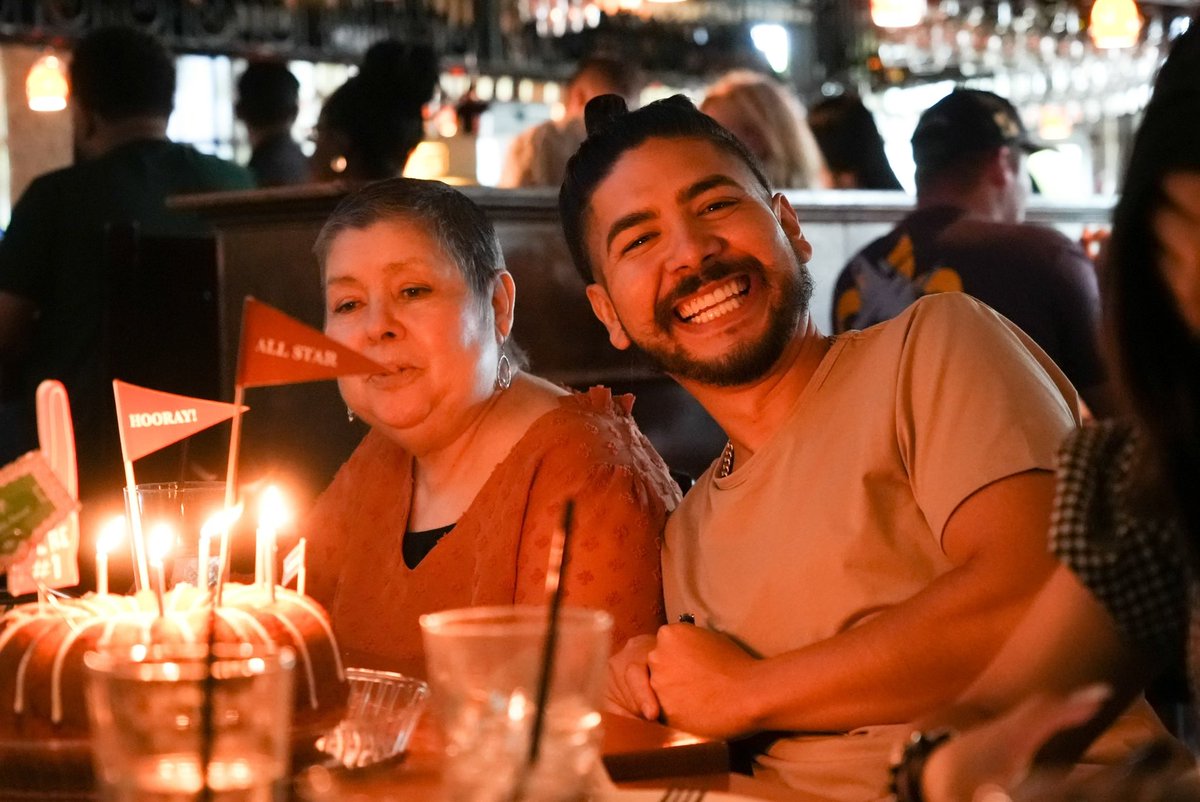 Castro1021's tweet image. Today was for my mom and everyone affected by cancer. ♥️ 

$103,000 raised in 9 hours to help kids fight AND beat cancer.

I love you all. Thank you. 🙏