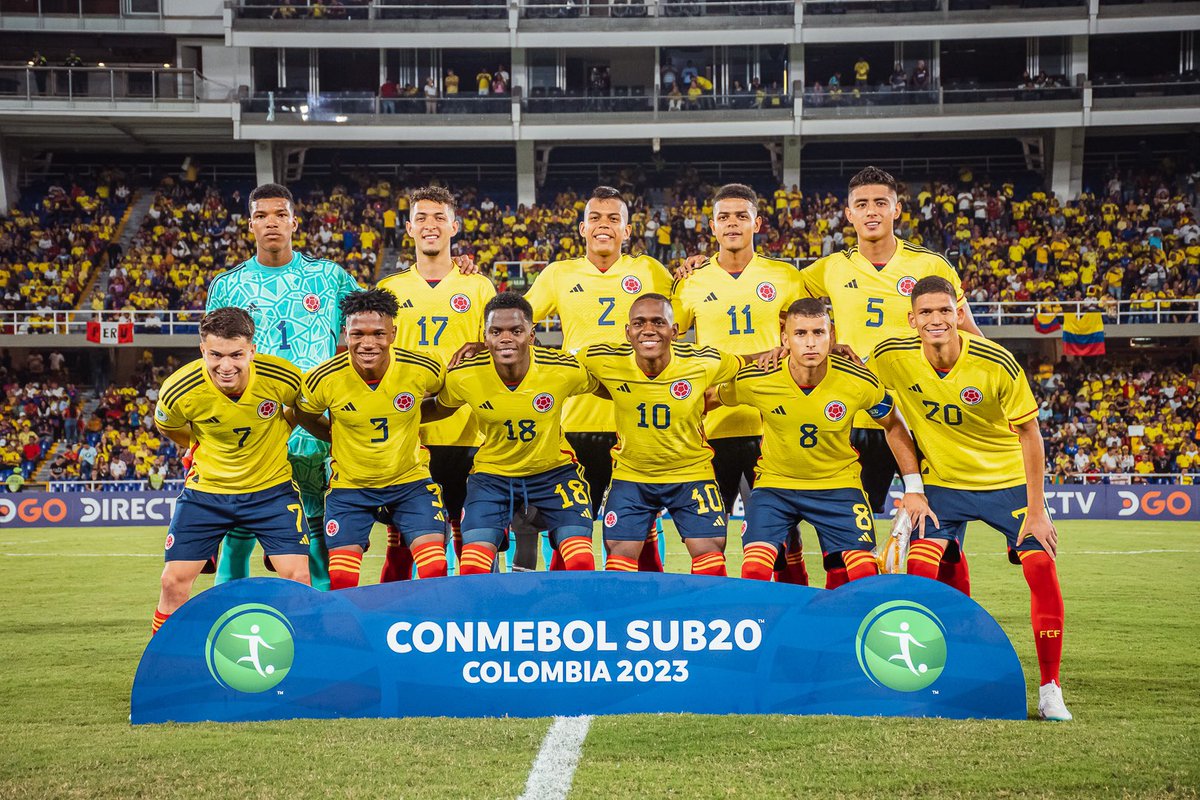 DSportsCO's tweet photo. 🇨🇴 De los jugadores que arrancaron vs. Paraguay, ¿cuáles NO deben salir desde el arranque ante Perú 🇵🇪?
¡Los leemos YA en #FutbolAsiDIRECTV por el 610/1610 y @DGO_Latam! https://t.co/5MG9BJfT8L