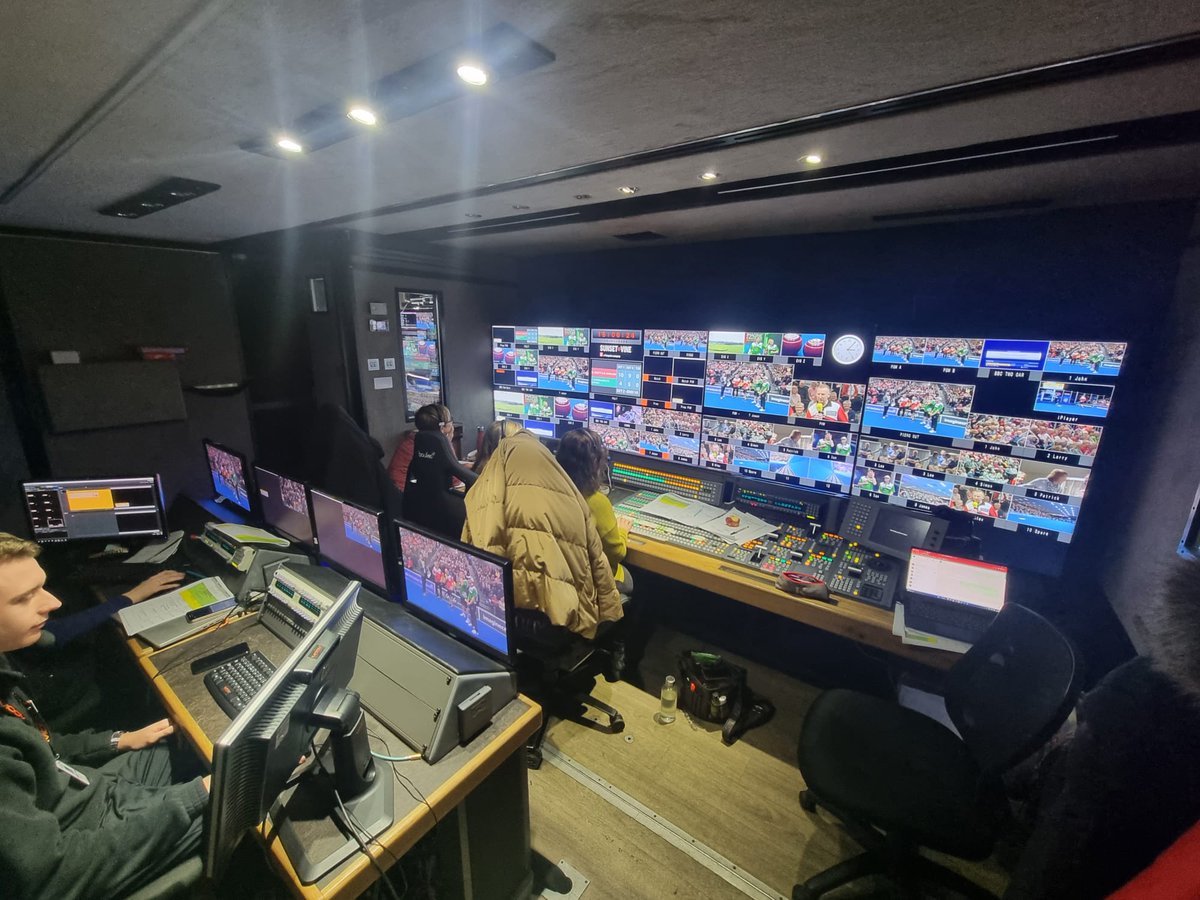 sunsetandvine's tweet image. Bed in and avoid the cold this weekend as the World Bowls Championship 2023 wraps up at Potters Resort 🫖📺

Don't miss a moment on BBC 2 as we'll be bringing you all the action across Saturday and Sunday afternoon. @RishiPersad1 @BBCSport @BBCTwo #worldbowlschampionship2023