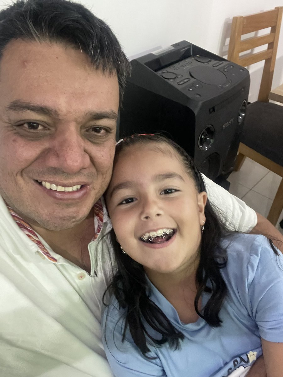 ᴄᴜᴀɴᴅᴏ ᴄʀᴇᴏ ϙᴜᴇ ɴᴏ ᴘᴜᴇᴅᴏ ᴍᴀ́𝐬, 𝐬ᴏʟᴏ ᴛᴇɴɢᴏ ϙᴜᴇ ᴍɪʀᴀʀᴛᴇ  ᴀ ᴛɪ ʏ ᴛᴜ ʜᴇʀᴍᴀɴᴏ  𝐩ᴀʀᴀ 𝐬ᴀʙᴇʀ ϙᴜᴇ ᴛᴇɴɢᴏ ʟᴀ ғᴜᴇʀᴢᴀ ɴᴇᴄᴇ𝐬ᴀʀɪᴀ ᴘᴀʀᴀ ʟᴜᴄʜᴀʀ ᴄᴏɴ 𝐭𝐨𝐝𝐨 𝐥𝐨 ϙᴜᴇ ʜᴀɢᴀ ғᴀʟᴛᴀ ᴇɴ ᴇ𝐬ᴛᴀ ᴠɪᴅᴀ.