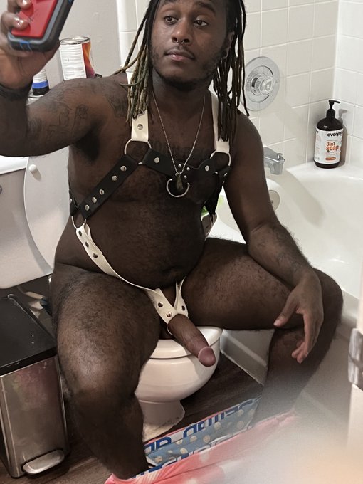 When you get ready to go out https://t.co/e16sizIyfM