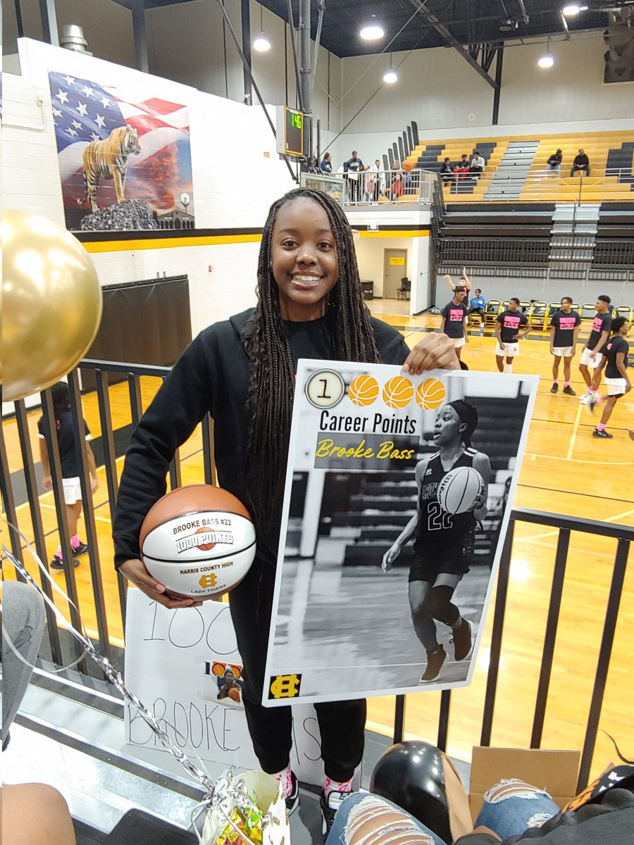 bassabdre6's tweet photo. Congratulations on scoring your 1000th career point. Great accomplishment 22. @GeneralBrooke @CenterCball @msramz @CountyRecruits https://t.co/ZcpCgc83j1
