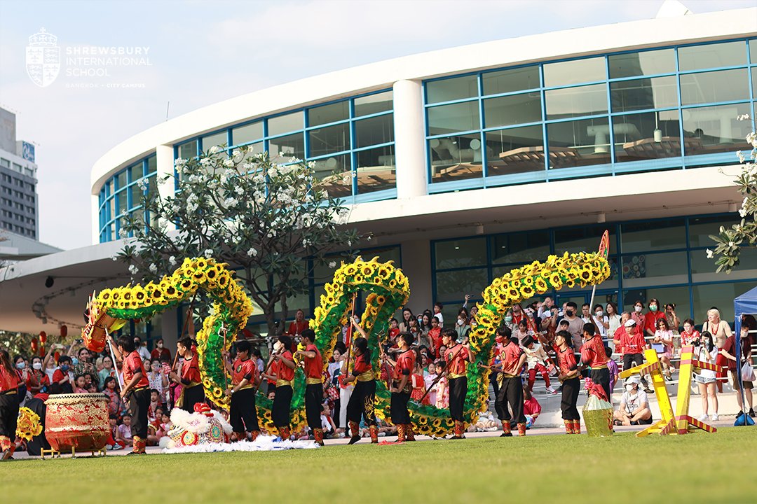 SHBcitycampus's tweet photo. 新年快乐 Happy Chinese New Year 2023! 

As the dragon and lions roared to usher in a new era of good fortune and prosperity, we came together as one big family to celebrate Chinese New Year and mark this momentous day at Shrewsbury City Campus! 

#CNY2023 #ChineseNewYear https://t.co/5qglnFtHqH