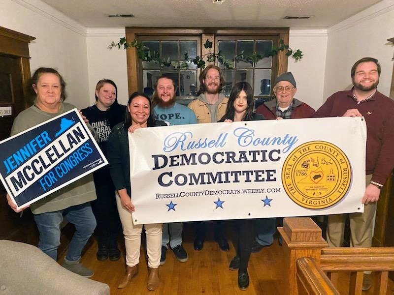 dkeith8367's tweet photo. Russell County Democrats had a great first meeting of 2023, hearing from Team @DeV4Congress, discussing local and state races, and a Call to Action to support @EqualityVA in defeating anti-trans bills in the General Assembly! Also had to show SWVA support for @JennMcClellanVA! https://t.co/5gxWHWSAUC