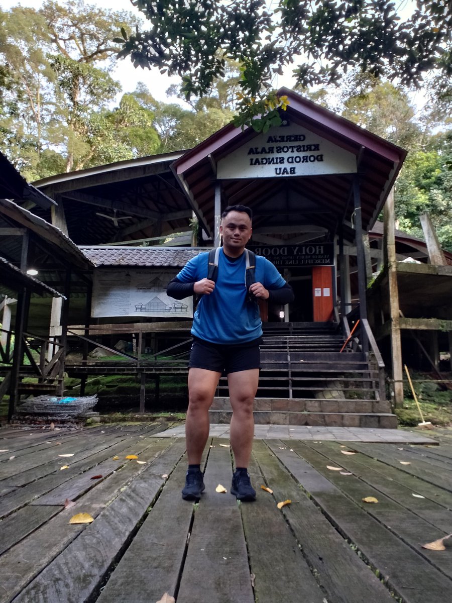 JrMathewKK's tweet photo. Good Morning from #MountSingai ! 
Jangan Lupa Bahagia.. 🫂 https://t.co/1nHIpIVpbw