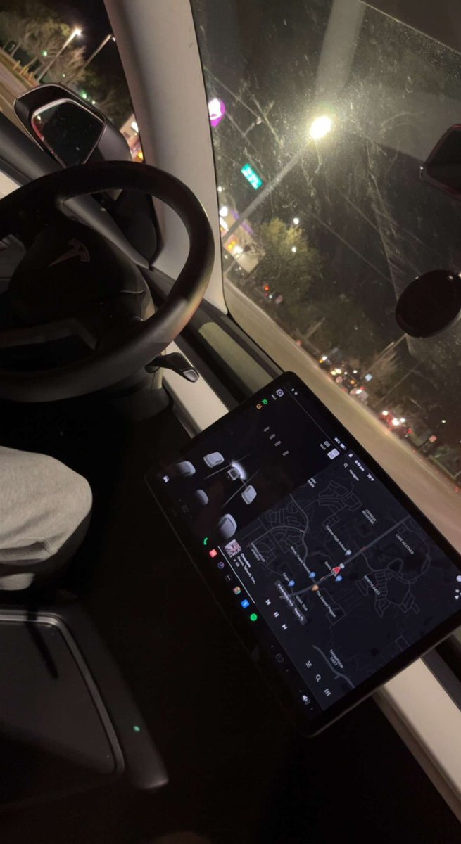 tatjzt's tweet image. @xvsjoey fk u