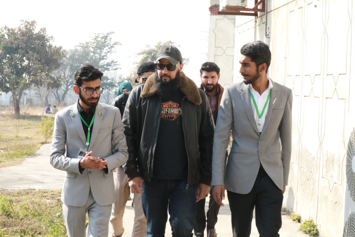 QSC_QAU's tweet photo. Youth Club Seminar organised by Quaidian Students Club on 17th January 2023 in collaboration with Shaoor Foundation. https://t.co/giM63Qe4kl
