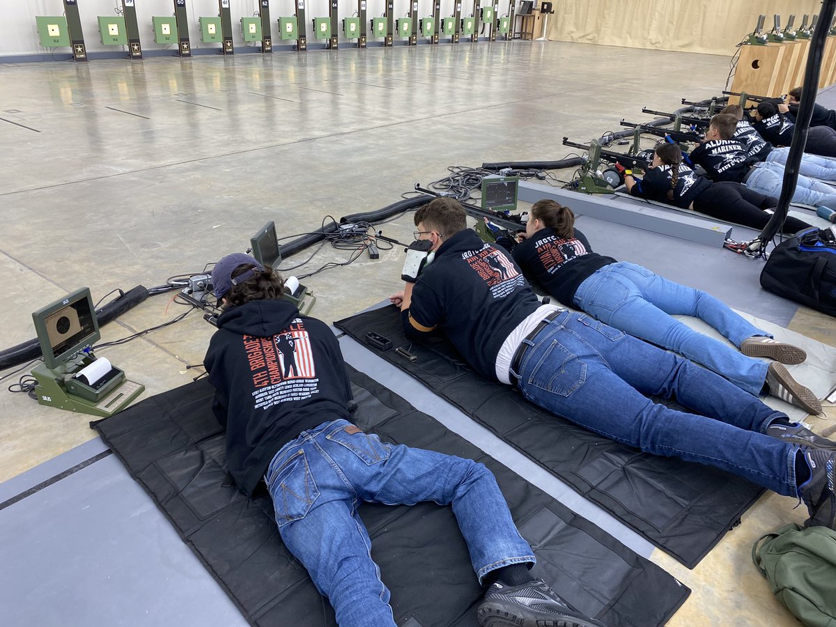 WFArmyJROTC's tweet photo. Day 1 is complete at Fort Benning and the US Army Junior Rifle National Championships. W/ one day to go, West sits in 4th place. Great shooting by Weiser and Baker finishing the day in 1st & 5th on the individual side respectively. #army #jrotc #usamu #wsfcs #westforsyth #rifle https://t.co/CyEqHdoWA8