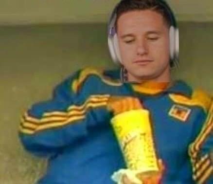 AsiEsMonterrey's tweet photo. En una hora allá en el estadio #Caliente mi ⁦@FlorianThauvin⁩ #DuOro #jajaja https://t.co/0KhzcbKv0i