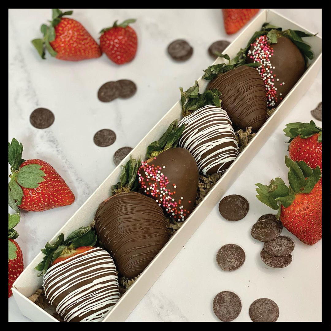 🍓 Get allll the V-day feels with these chocolate strawberries and cookie kits! Order soon from @bakemyday_beaumont
buff.ly/3GP9t7T
#DiscoverLeducRegion #BeaumontAB #LocalTourism #Tourism #ValentinesDay #Bakery #LocalTreats