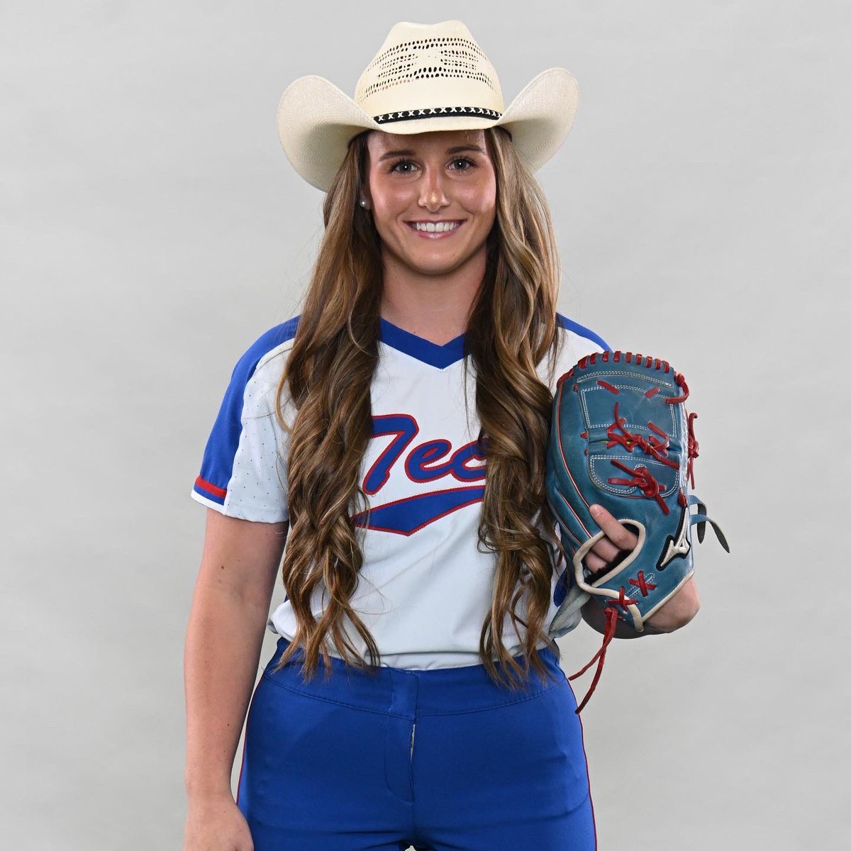 When Tx meets La 🤠 

#TICket26 #EverLoyalBe @LATechSB