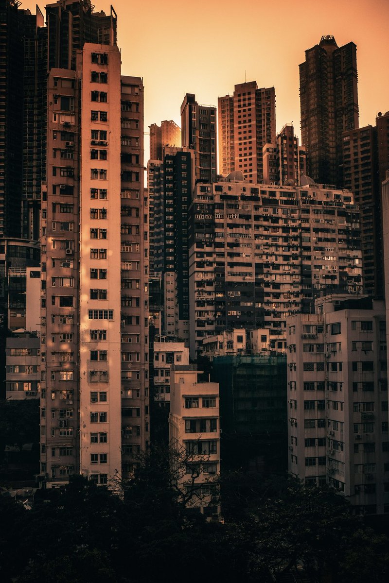 casey_lau's tweet photo. A few new #ricohgriii vertical photos taken in Hong Kong 🇭🇰 #midlevels #wanchai #sheungwan #poho
My recent photos have attracted positive attention, and I’m no photographer 🙏🏻 @RicohTweets https://t.co/fGP39EGGoI
