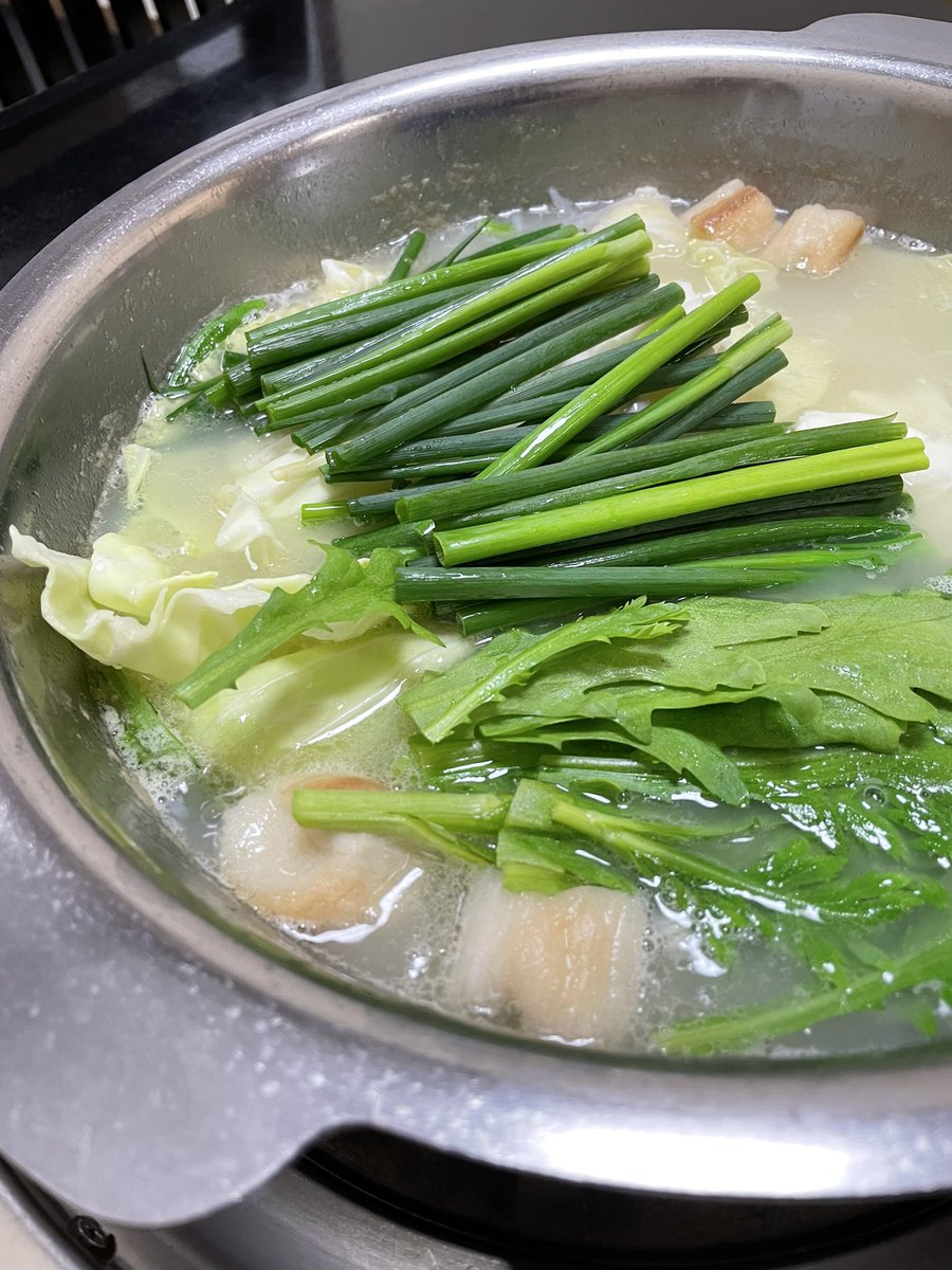 dkfkWkd's tweet photo. やってやったぜ、博多水炊き。
次は誰かと一緒に来たい……（ぼっち） https://t.co/CcZMTyTLBG