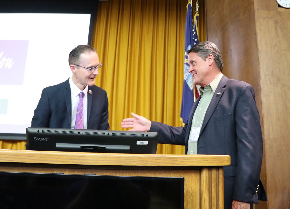 lsuvetmeddean's tweet photo. What an awesome meeting run by Drs. Gus Kousoulas, Brent Stanfield &amp; team! Honored to deliver the toast &amp; Keynote Address! The #NIH #IDeA Program has been hugely impactful for our state; #LBRN, now in its 22nd year, is a force for good! #LSUVetMed #BetteringLives #WeDiscover #LSU https://t.co/yPl5aDQRhc