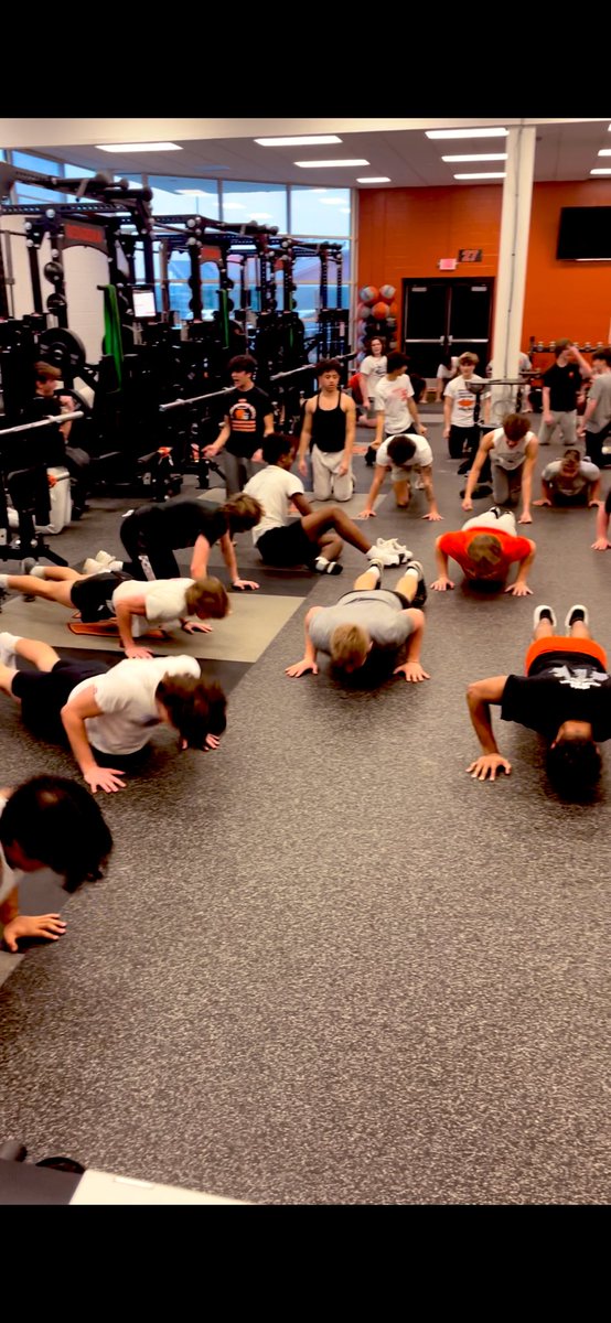 Minooka Strength and Conditioning (@minookastrength) on Twitter photo 🚨🚨Friday Competition🚨🚨
Race to 100 Push Ups
Jack Parker with the win🥇finishing in 1:26. <a href="/carsonnjohnson/">Carson Johnson</a> right behind him at 1:28. Our kids COMPETED, had fun, and got a little bit better today! <a href="/Minooka_Indians/">Minooka Football</a> #Compete 🚨🚨Friday Competition🚨🚨
Race to 100 Push Ups
Jack Parker with the win🥇finishing in 1:26. <a href="/carsonnjohnson/">Carson Johnson</a> right behind him at 1:28. Our kids COMPETED, had fun, and got a little bit better today! <a href="/Minooka_Indians/">Minooka Football</a> #Compete