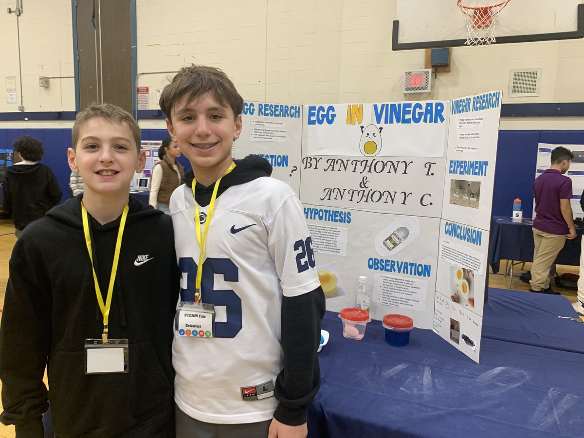 allyfallman's tweet image. The STEAM fair @MMS_PACPride is where it’s at ! #proudap thank you to @mahopacfox and @KKischak for all your hard work ! ♥️