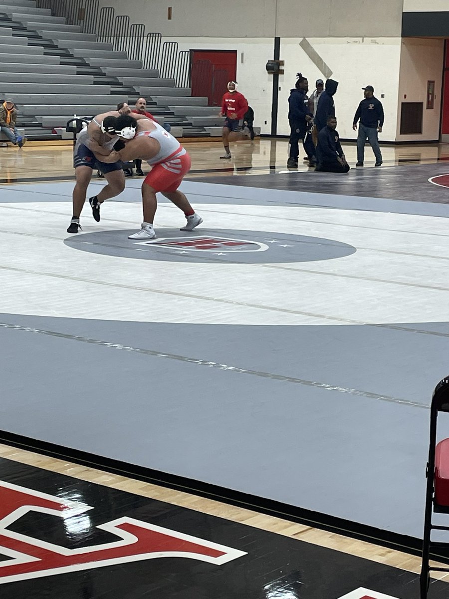 Big <a href="/SamoanBeast52/">Avery Villarreal</a> the Heavy Weight GLAC Champ!