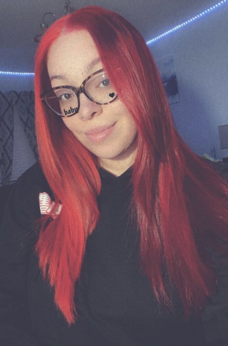 Happy freaky Friday! Even though I&rsquo;m sick I got my hair dyed today and what an energy boost 🧡❤️🥰 https://t<a href="/tag/couples"class="tags"><span>#couples</span></a><a href="/tag/nsfw"class="tags"><span>#nsfw</span></a><a href="/tag/girlongirl"class="tags"><span>#girlongirl</span></a><a href="/tag/swingers"class="tags"><span>#swingers</span></a>