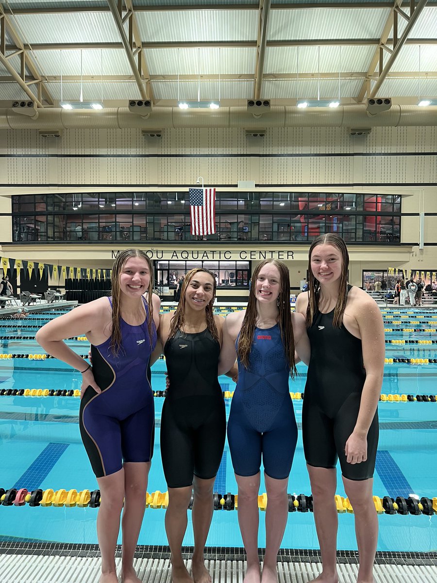 SCHOOL RECORD 

The 200 Freestyle relay of Anna Hess, Lillie Zoller, Myah Frashier, and Iyana Foster break the school record with a prelims time of 1:40.99!!