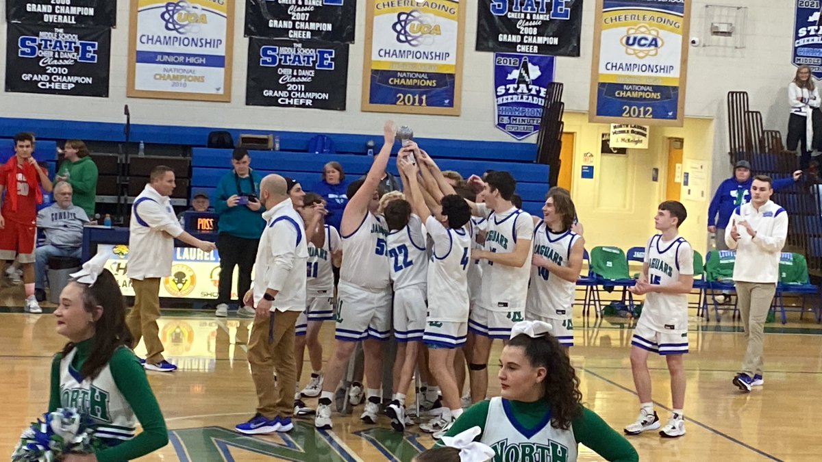 MarshaEdwar606's tweet photo. Last weekend #NLMS won the 13th regional tournament. The championship game…🏀 meets a little 🏈
@NLJAGSFOOTBALL @NorthLaurelBB @NLMiddleFootbal @AsherEdwards71 #gojags https://t.co/zRciqqFX2F
