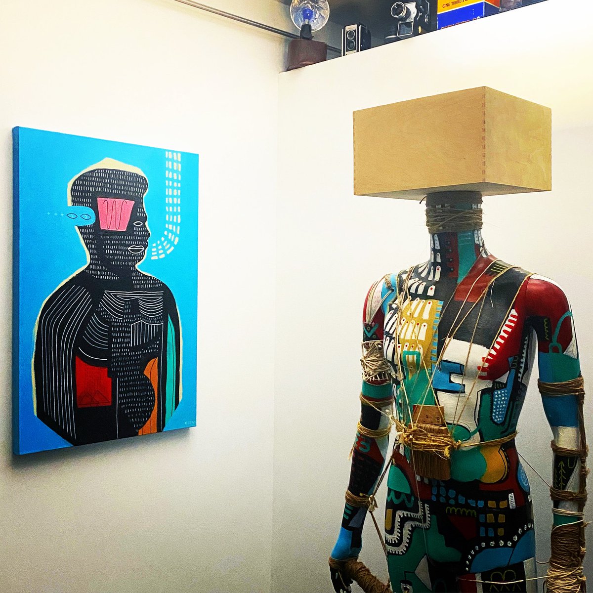 Haven’t figured out how to bring this #sculpture to a close yet so I ran electrical wire up through the body to a lightbulb in the head. We can use it as a lamp until it gets figured out.