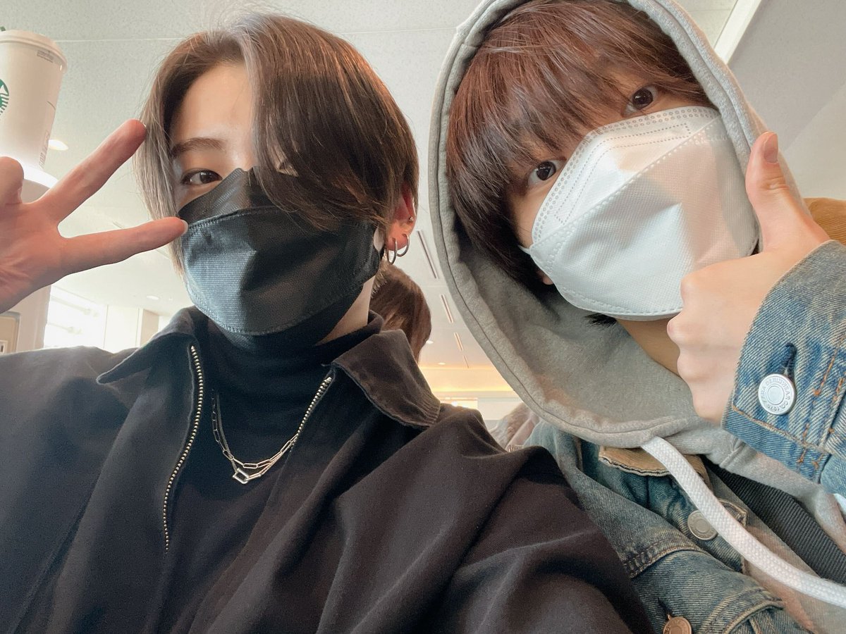 EuijooFR's tweet photo. 📸 — 210123
『 &amp;TEAM TWITTER 』

→ #EJ aux côtés de Yuma sur une postée par Yuma ! 

#EJ #의주 #andTEAM @andTEAMofficial @andTEAM_members https://t.co/IW0fPBhFfh