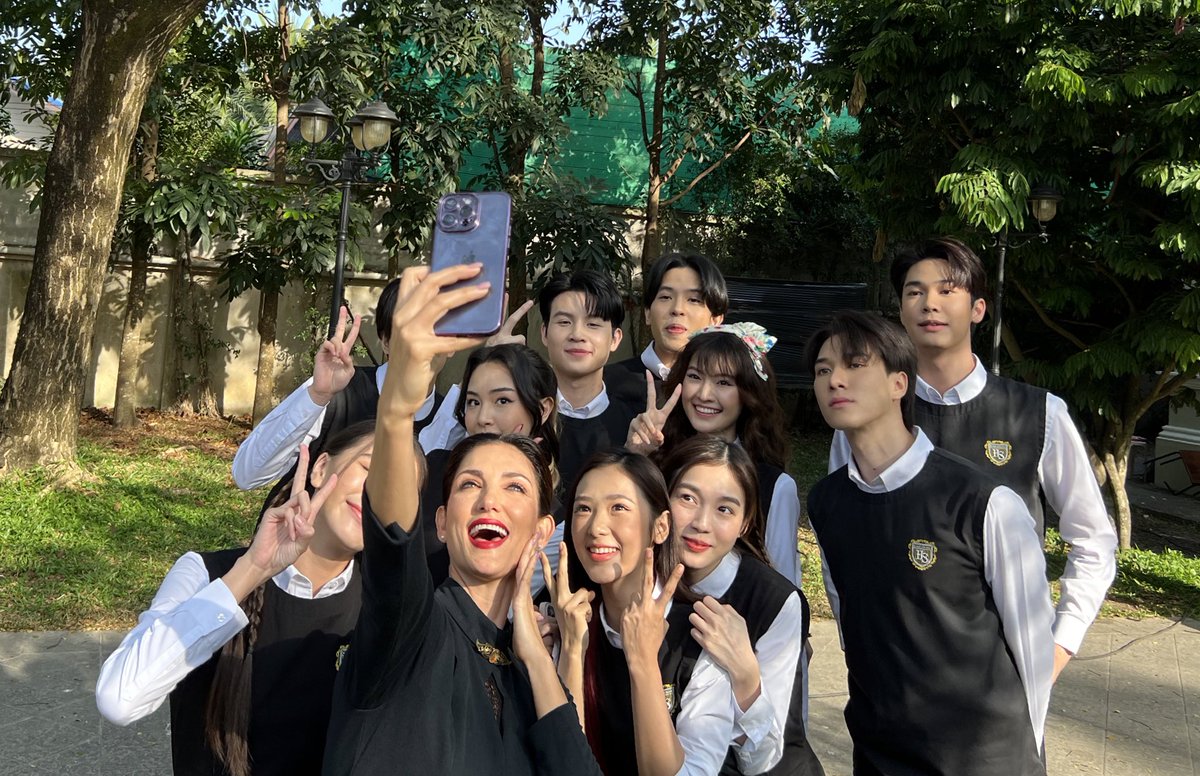 HomeSchoolGMMTV's tweet photo. Hello Home School #homeschoolseries https://t.co/1xm8aCg682