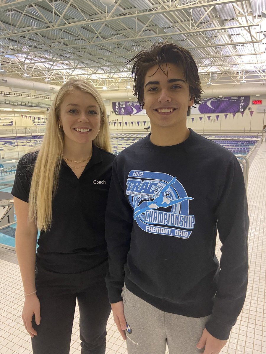 SFSAthletics's tweet photo. Varsity #SFSSwimDive seeks to close out the @TracSports era with their 12th straight league title. Matt Sanford ‘23 got things started today with a 4th place finish in diving for 2nd Team All TRAC! #GoKnights https://t.co/ZnPMBmNT6c