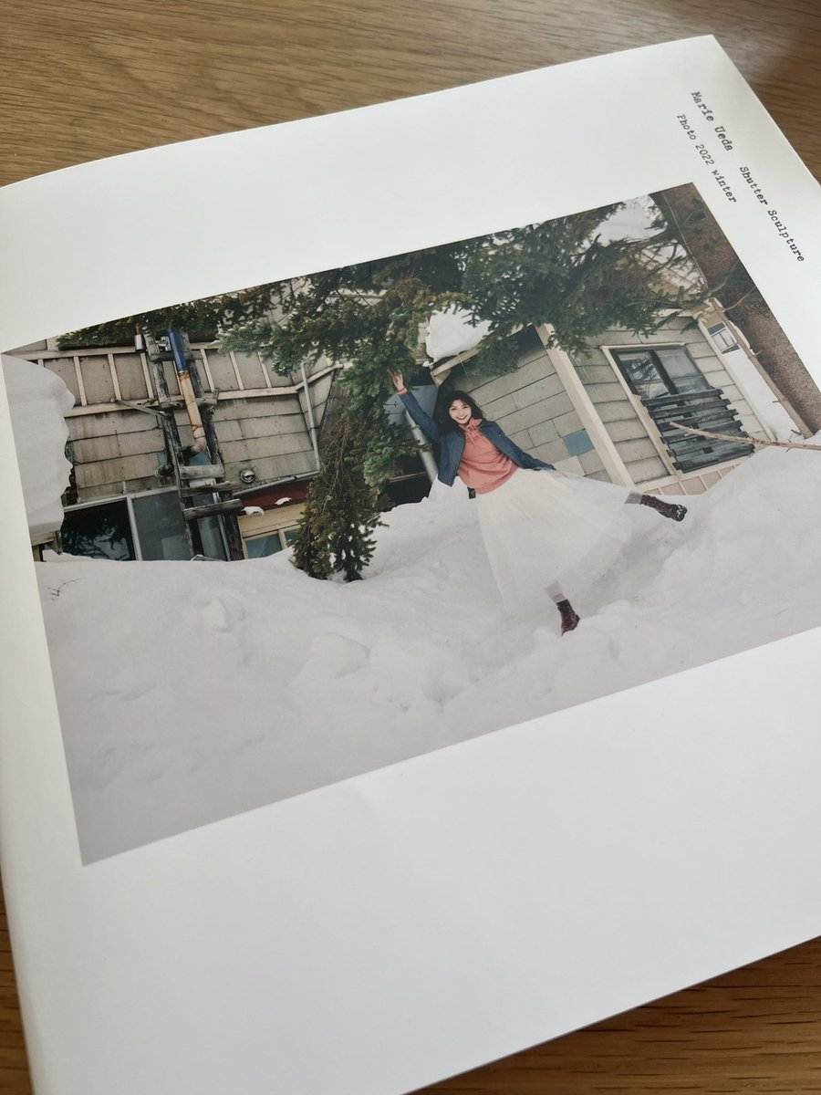 OD1212's tweet photo. こちらも届いた！
小樽かな、この写真がいちばん好き。シャッター音が聞こえてくるかのような、キリッとした写真たちですね。

 #植田真梨恵 https://t.co/vmuE4XdVWI