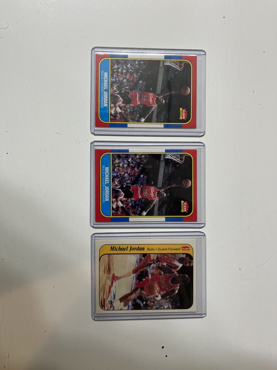 FallGuysTv_'s tweet image. Well we’ll we’ll look what I got and I’m sending to PSA next week !! Nothing to see here just a few Michael Jordan rookie cards!! #jordan #sportscards #psa #michaeljordan #wax #fleer #rookiecard