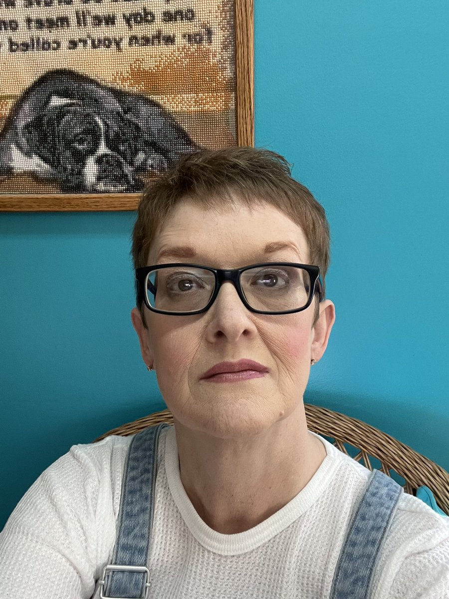 Just got my haircut Lol #Sassy #Overalls