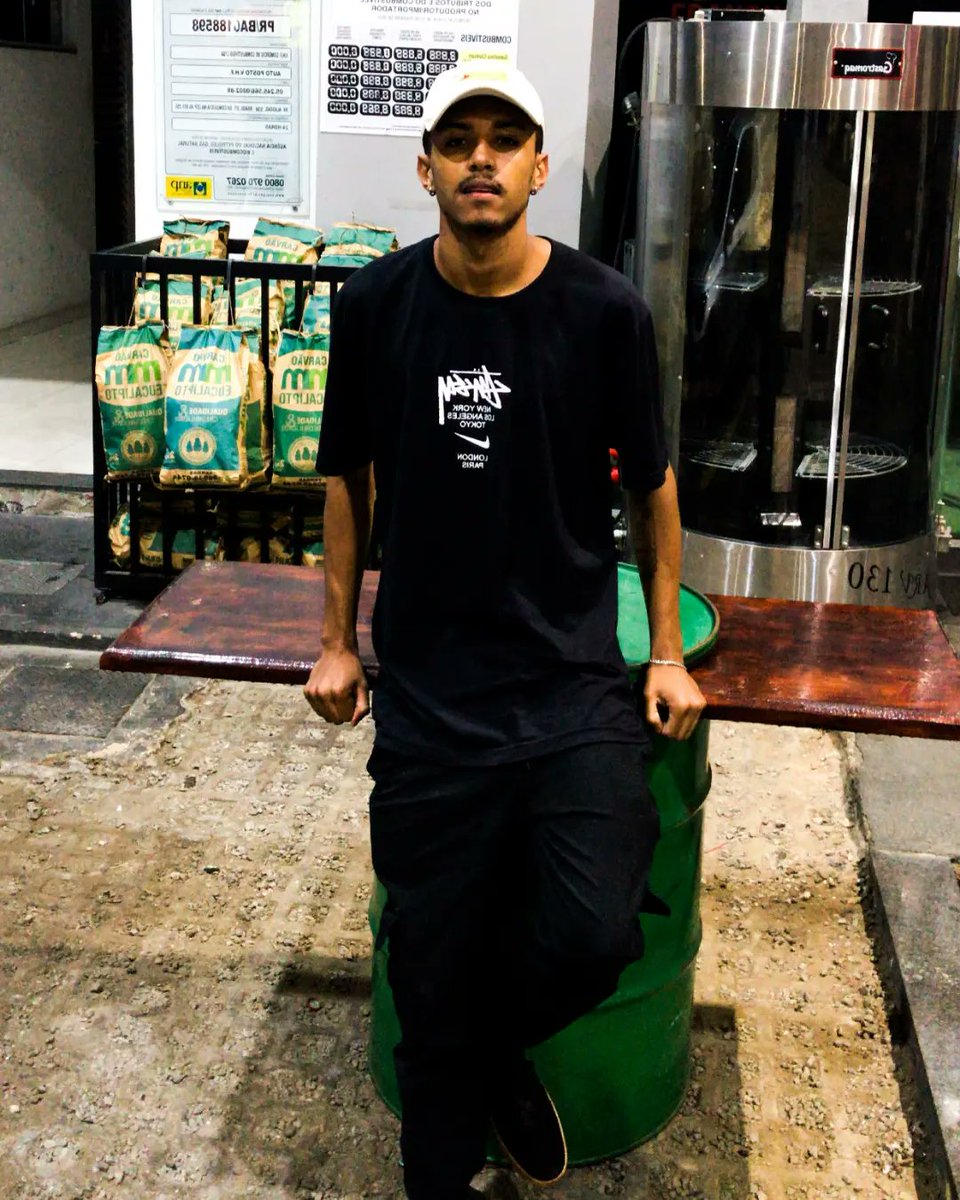 stevimoficial's tweet photo. Artista Preto https://t.co/keeWUHmjl8
