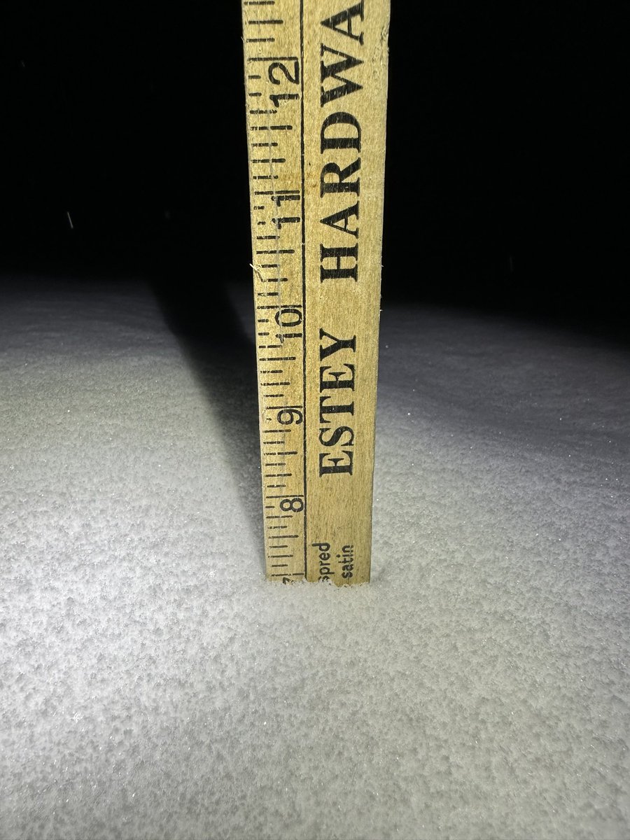 7” at 22:00 on braintree hill <a href="/NWSBurlington/">NWS Burlington</a>